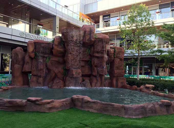 北京大興長陽奧特萊斯仿真假山水池完美竣工