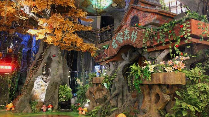 仿真榕樹當(dāng)屬冬季裝飾中的唯美景觀樹