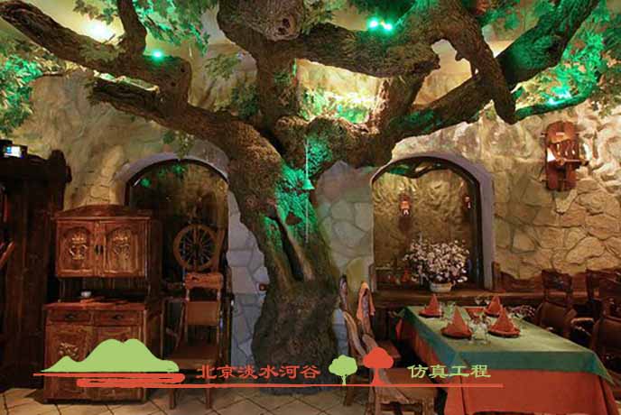 假樹價(jià)格是多少，北京淡水河谷經(jīng)常制作的假樹有幾種