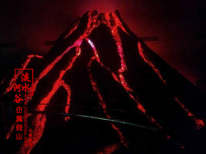 8米仿真火山制作－工程地點在江蘇東海水晶博物館