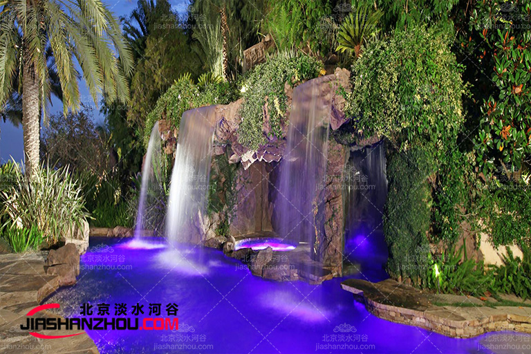 人工假山背包客旅行中制作無數(shù)品工程