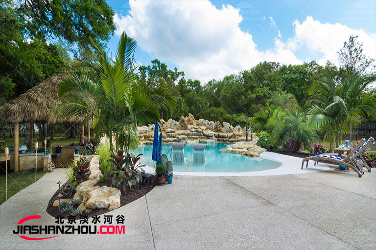 中國塑石假山做到了國外-為文萊帝國酒店設(shè)計塑石假山工程