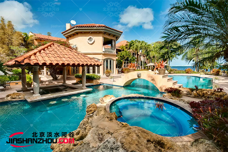 塑石假山景觀為三亞海天歡樂頌別墅酒店環境增光添彩