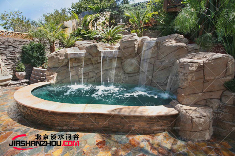 塑石假山對杭州三宿酒店環境的加分得到越來越多顧客的認可