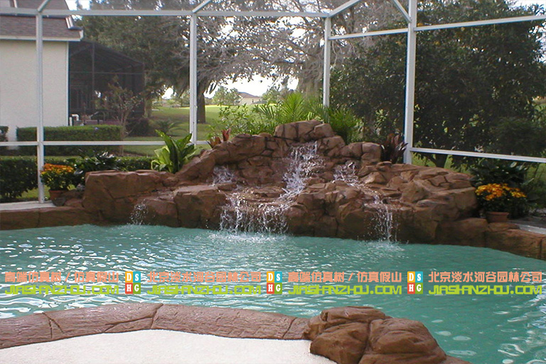 水池假山景觀魚池圖片6張供您養(yǎng)眼真正的視覺盛宴