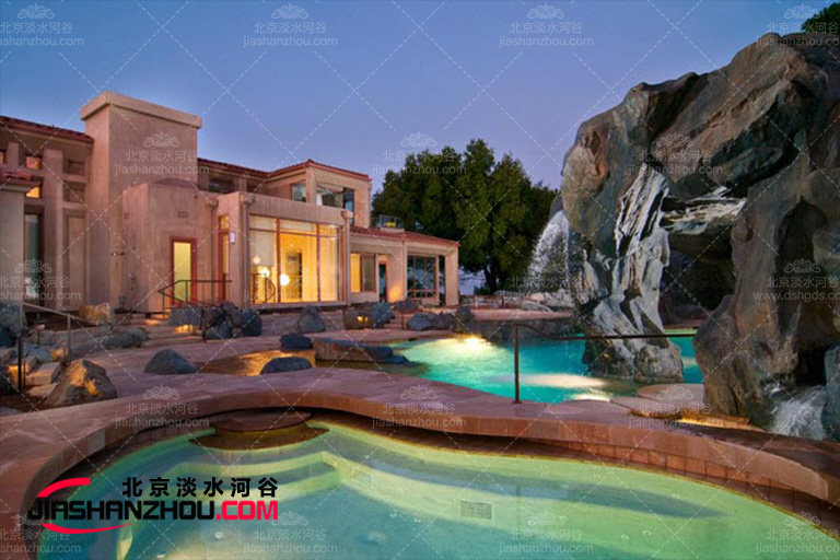 云南景邁柏聯(lián)品酒店塑石假山景觀設(shè)計(jì)速覽