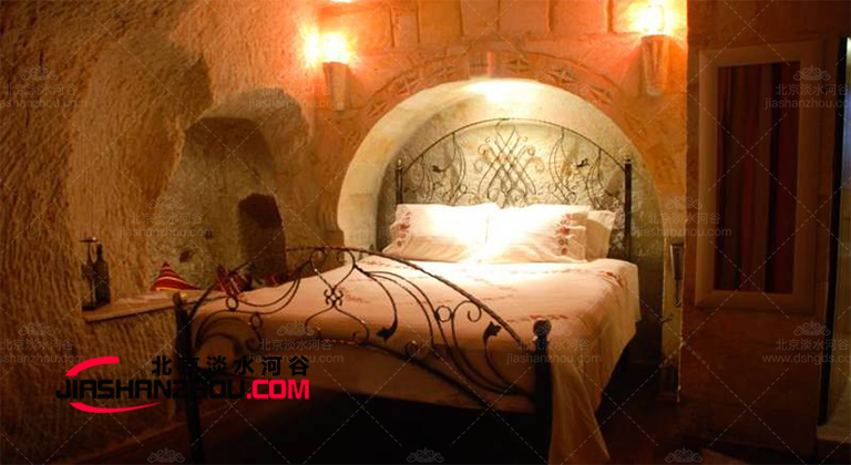 入住貴州黎平天然巖洞酒店感受一下自然居住的生活!