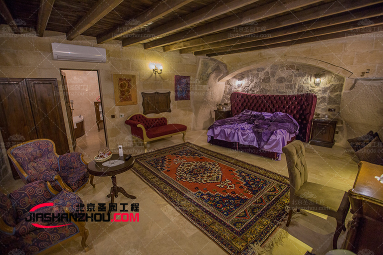 山洞酒店美哭了原來住在仿真洞屋酒店里是這么舒服