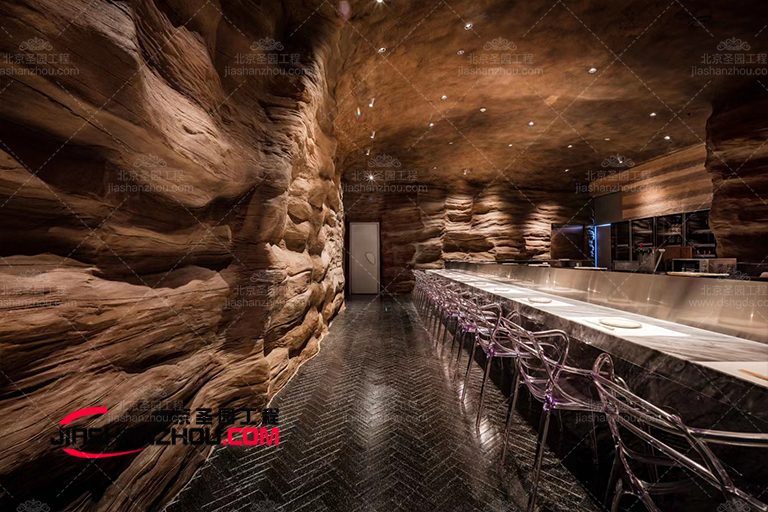 三亞海豚美式人工窯洞餐廳營(yíng)造一種大氣的用餐體驗(yàn)