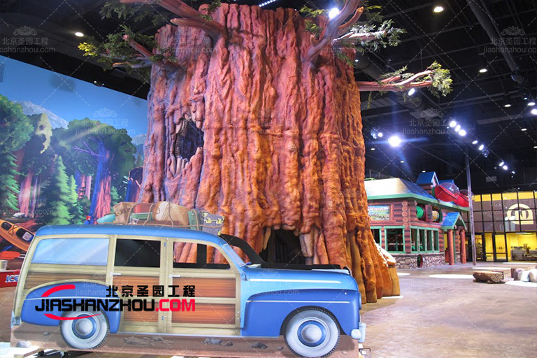 南昌卡樂(lè)主題樂(lè)園人造卡通仿真樹(shù)包裝項(xiàng)目完工