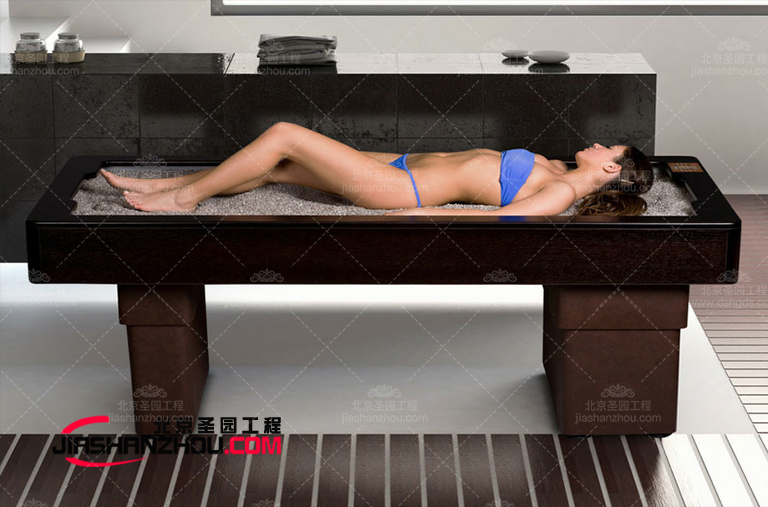 仿真鹽洞酒店為什么必須搭配鹽療床? 鹽療床的功效和尺寸