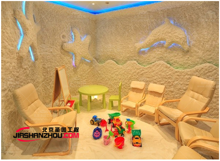 鹽屋汗蒸房建造綠色彩繪房子就像童話世界