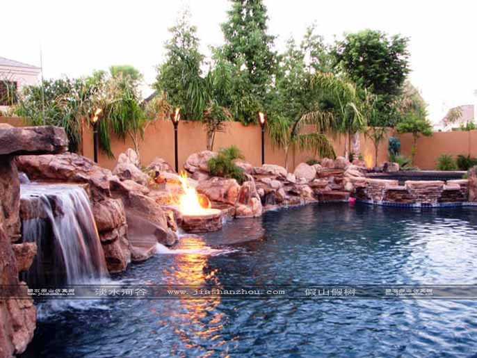 水泥假山已成為園林打造景觀不可或缺的裝飾之一