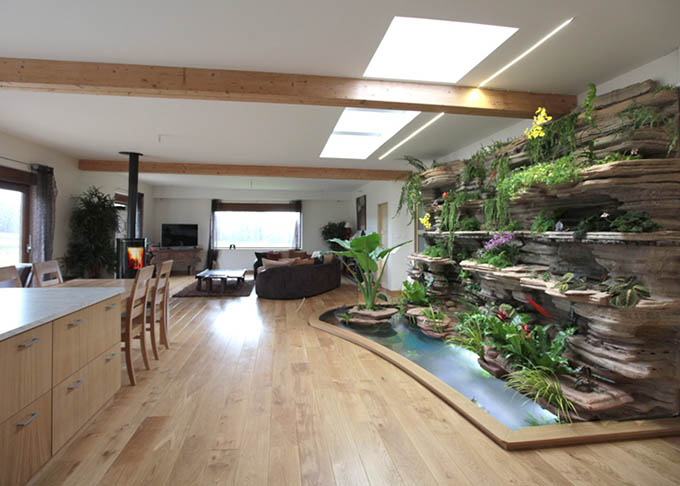 室內(nèi)仿真假山.jpg 仿真假山