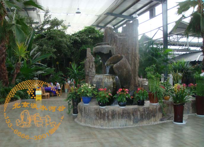 水泥假山.jpg 水泥假山