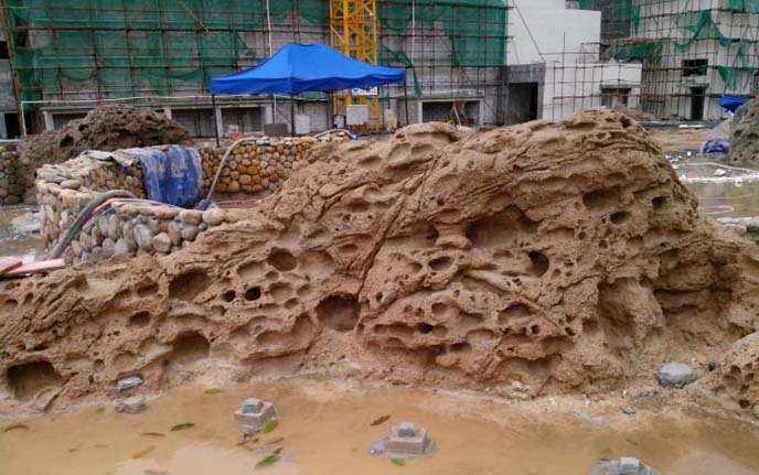 塑石假山圖片.jpg 塑石假山圖片