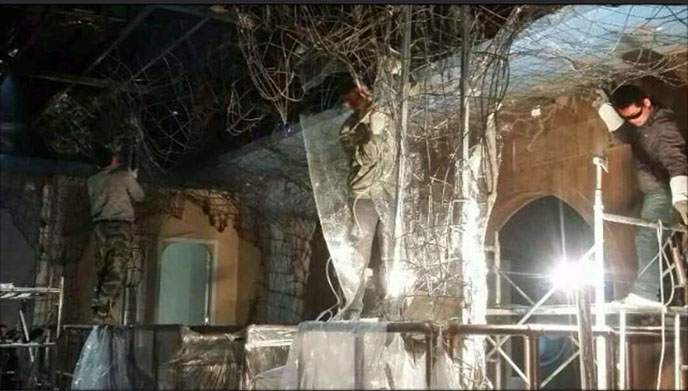 塑石假山.jpg 塑石假山