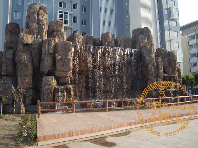 塑石假山.jpg 塑石假山