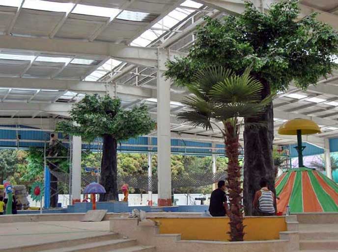 仿真榕樹.jpg 仿真榕樹