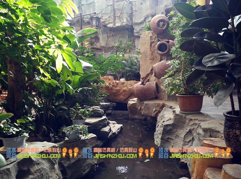 塑石假山圖片.jpg 塑石假山圖片