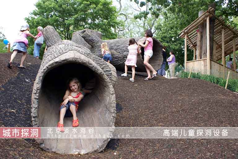 仿真樹洞穴探險游樂項目.jpg 仿真樹洞穴探險游樂項目