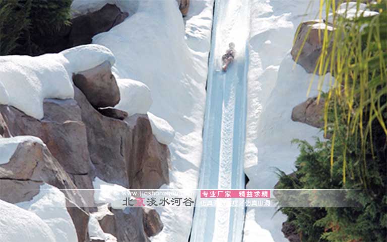 人造仿真雪山.jpg 人造仿真雪山