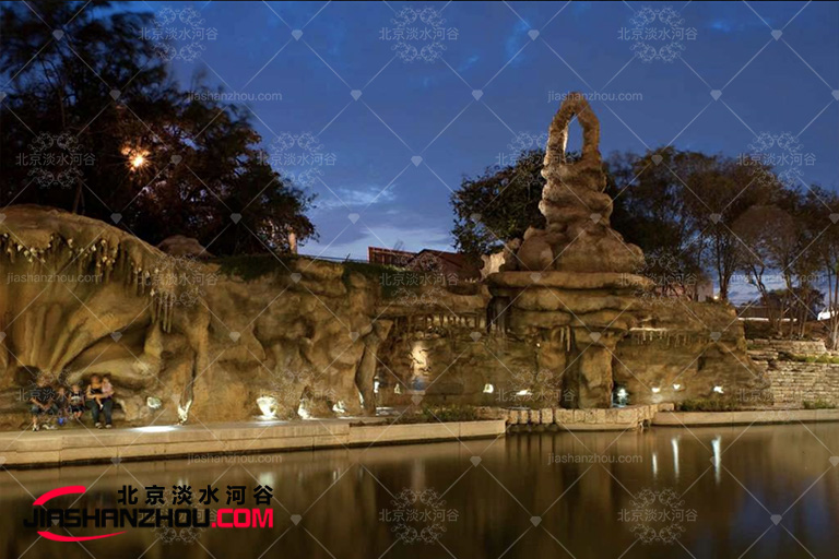 塑石假山.jpg 塑石假山