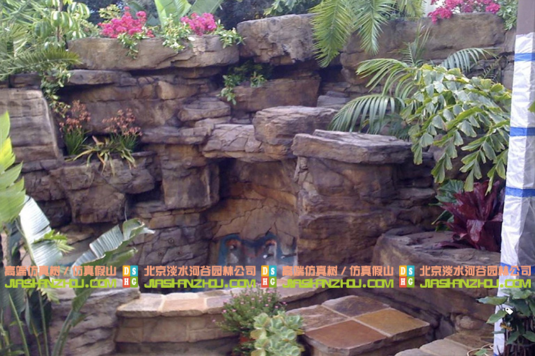 塑石假山.jpg 塑石假山