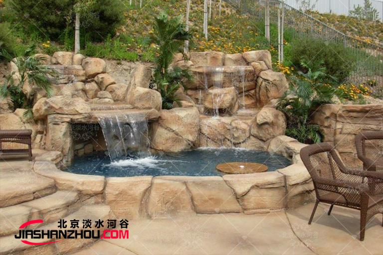 塑石假山.jpg 塑石假山