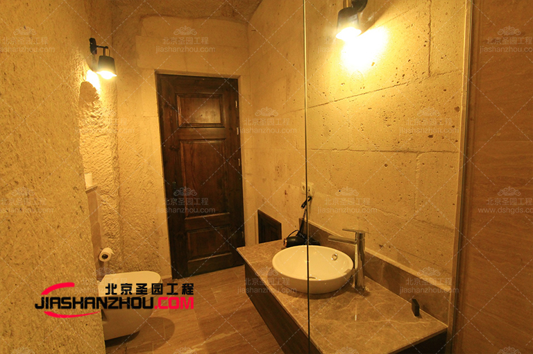 巖洞民宿浴室.jpg 巖洞民宿浴室