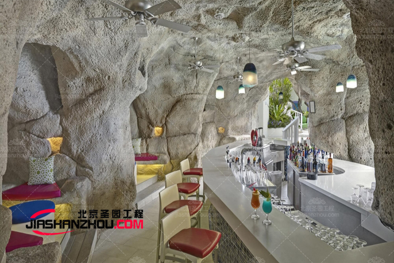1620368455683446.jpg crystal_cove_by_elegant_hotels_9717.jpg