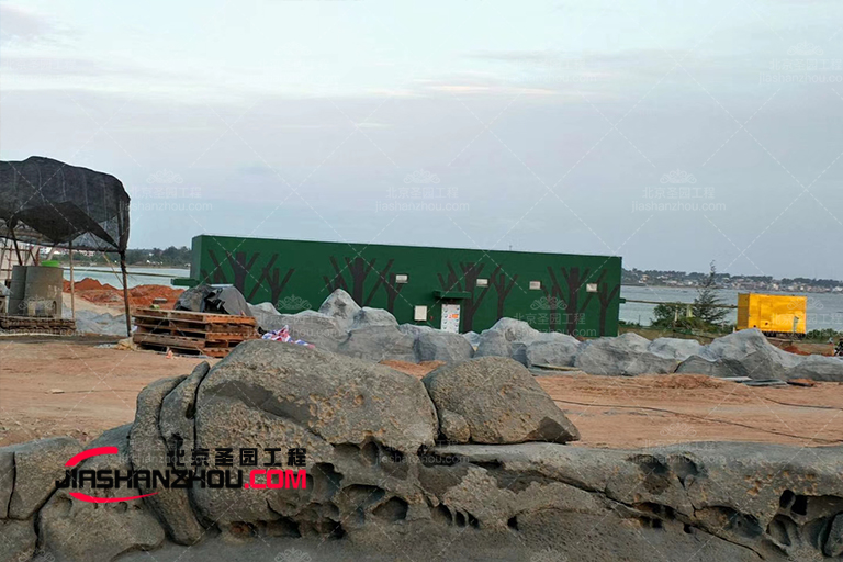 塑石假山.jpg 塑石假山