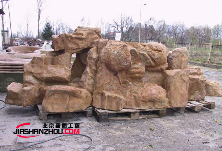 塑石假山.jpg 塑石假山