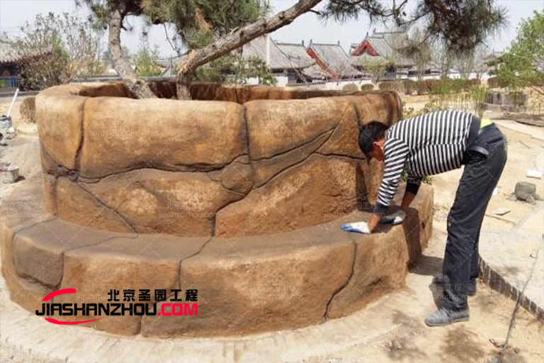 塑石假山.jpg 塑石假山.jpg